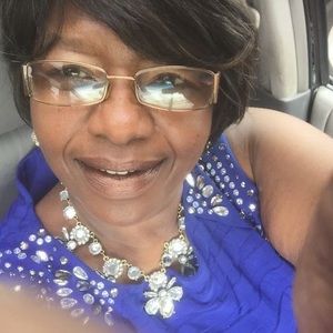 Meet your Posher, Annette